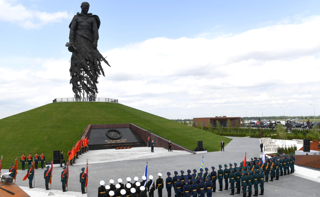 Открытие_Ржевского_мемориала.jpg Открытие_Ржевского_мемориала.jpg